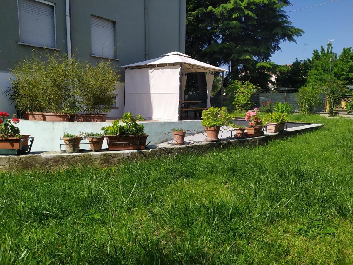 Casa Vacanze I Giardini Di Marzo San Giorgio di Mantova Dış mekan fotoğraf