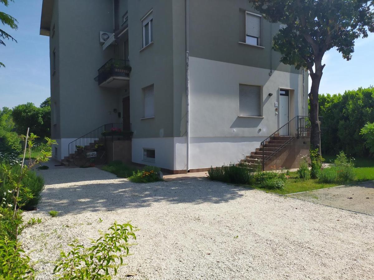 Casa Vacanze I Giardini Di Marzo San Giorgio di Mantova Dış mekan fotoğraf